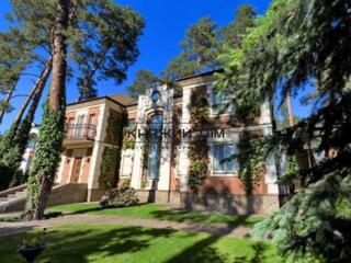 Продається без комісії 3-х поверховий будинок в англійському ...