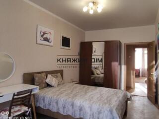 Продаж 3-кімнатної квартири в центрі Києва, 5 хвилин від станції ...