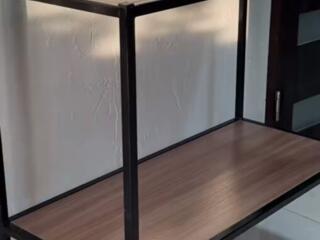 Продам столик для прихожей