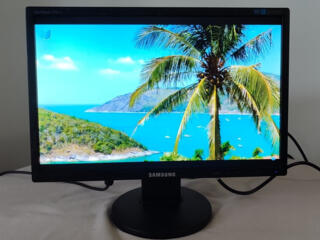 Samsung 943NW - 250 lei, Samsung 940BF - 250 lei
