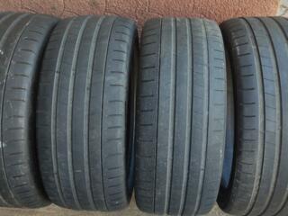 Продам шины 245/40ZR19