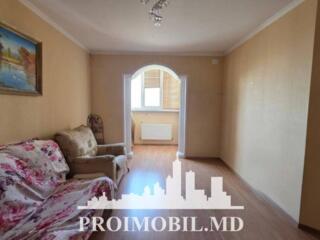 Vă propunem spre vânzare acestapartament cu 2camere și living,sect. ..
