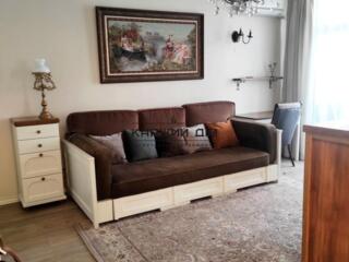 Пропонується до оренди 1-но кімнатна квартира студіо на Печерську по .