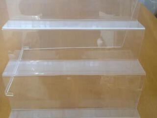 Polita plexsiglas 100 lei