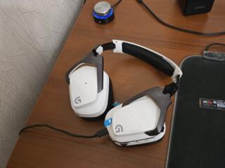 Продам наушники для игр