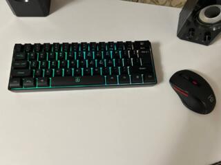Продам новый комплект мышь + клавиатура и Геймпад