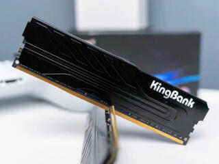 Продам оперативную память Kingston fury 8gb ddr4 3000mgz, 650p, 