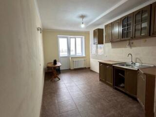 Просторная 2-комнатная квартира на ул. Высоцкого