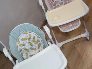 Продаются 2 стульчика, для кормления, в отличном состоянии.