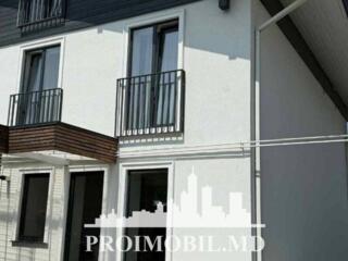 Vă propunem spre vânzare această casă cu 2 nivele în Poiana Silvică, .