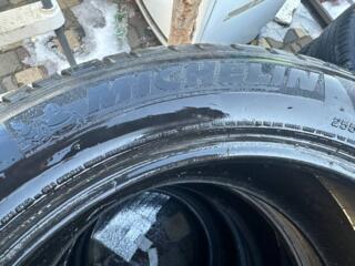 Продам резину 255/50/19