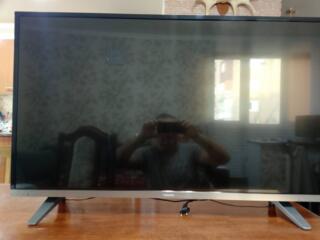 Продам телевизор 43 дюйма Toshiba