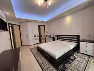 ЖК 4 Сезони. Оренда квартири в новобудові на вулиці Максимовича буд. .