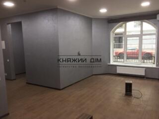 Оренда офісу 40 м2 на Воздвиженці. Фасадний окремий вхід. Сучасний ...