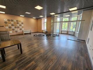 Оренда офісного приміщення біля м. Майдан Незалежності - 15 хв.пішки .