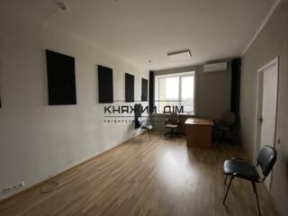 БЕЗ КОМІСІЇ! Оренда офісу в БЦ "Січових Стрільців", м. Лук’я