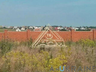 Сухой Лиман 6-ь соток свободной земли под застройку.