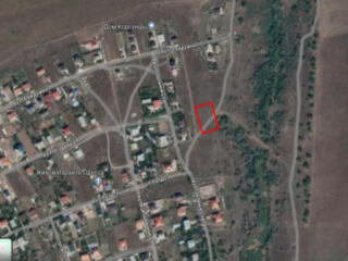 Продам  земельный участок для строительства дома в ближнем пригороде .