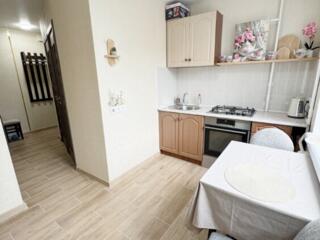 2-комнатная 2/5 Балка Капитальный ремонт. Торг!