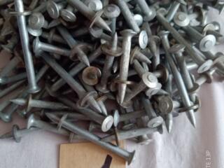 Продаю дюбеля шурупы саморезы гвозди сверла пилки напильники. Вайбер.