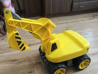 Толокар-экскаватор Big Power Worker Maxi Digger