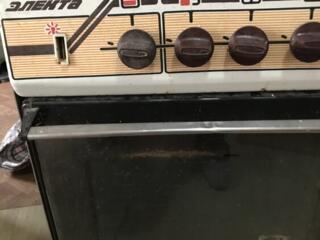 Продается б/у газплита Электа