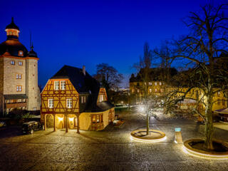 Профессиональное освещение для бизнеса, дома и улицы