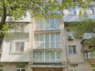 Четырехкомнатная квартира на  Фонтане..