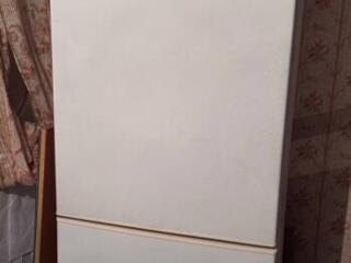 Продам холодильник LG