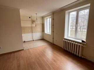 СРОЧНО! Продаётся 1-комн. Студия+балкон 2/4 Балка ул. Каховская/Космо