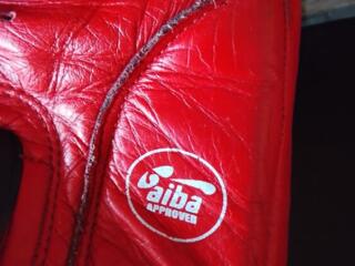 Продам фирменные перчатки