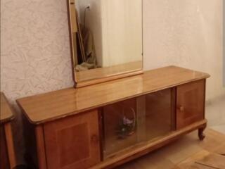 Продам трельяж с зеркалом