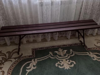 Скамья складная. Дерево, металл.