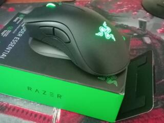 Продам razer DeathAdder Essential