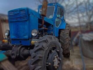 Продам Трактор Т-40