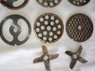 Продаю ножи для механической мясорубки. Цена= 70 рублей(11 шт)