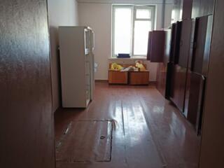 Универсальное коммерческое помещение, 99 м², Бельцы мун.