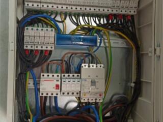 Вызов Электрик 24/7. 