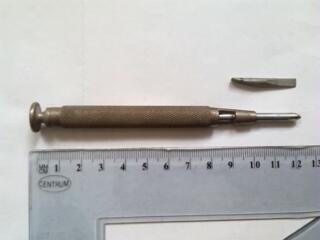 Șurubelniță / Отвертка