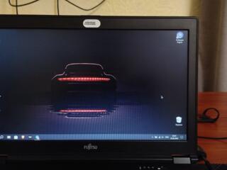 FujitsuH780 / i7 8th| 32GB RAM| NvidiaQuadro600| 512GB