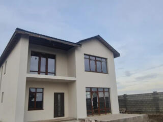 Продам 2-х этажный новый дом, 10 соток,  в с.Фонтанка (возле ТЦ ...