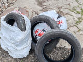 Set de cauciucuri Tracmax 215/60 R17 fost în folosinta