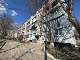 Serie 102! Sec. Posta Veche, str. Iazului. 2 camere! Reparatie Cosmet.