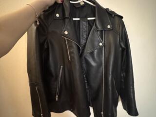 Разгружаю гардероб