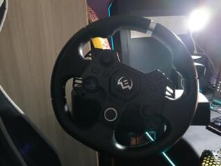 ИГРОВОЙ РУЛЬ продам срочно!!!