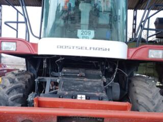 Кормоуборочный комбайн ДОН-680М Навозоразбрасыватель РОУМ-14 "ХОЗЯИН"