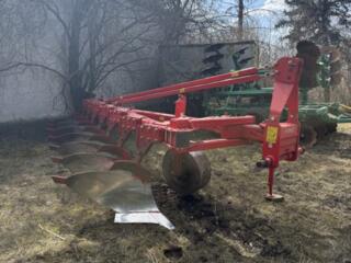 Продам плуг Unlu 7 корпусов!