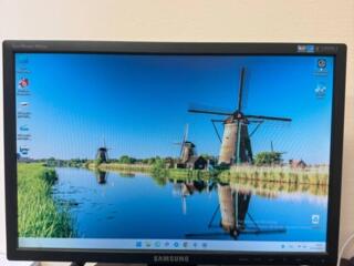 Samsung SyncMaster 943NW