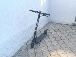 Электросамокат Yosemite НОВЫЙ с коробкой