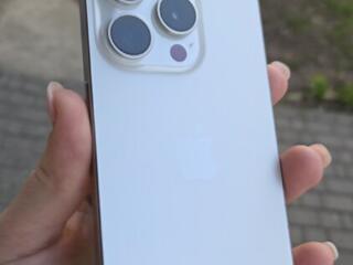 Продам iPhone 15 pro, 128Gb